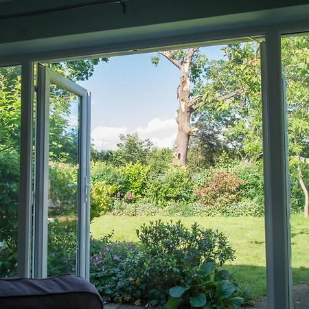 Luxury Self Catering With Cosy Cabin & Sauna In Colchester Bagian luar foto